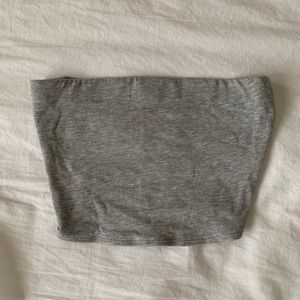h&m cropped gray tube top